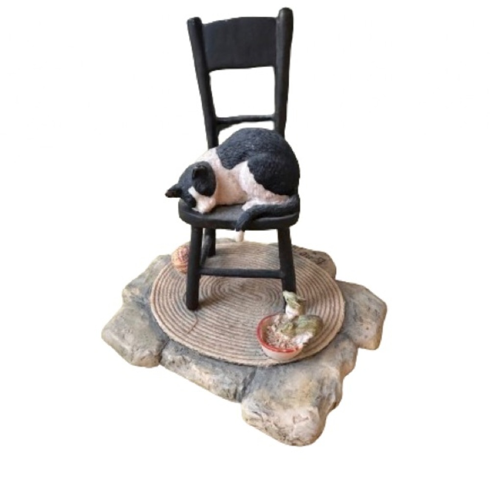 Lowell Davis Schmid signed Scotland Cat in Rocking Chair Figurine & Mice 1983